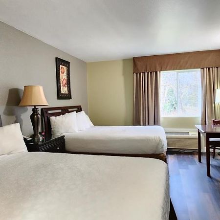 Crest Trail Lodge Паквуд Экстерьер фото