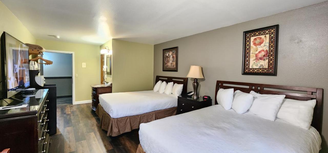 Crest Trail Lodge Паквуд Экстерьер фото