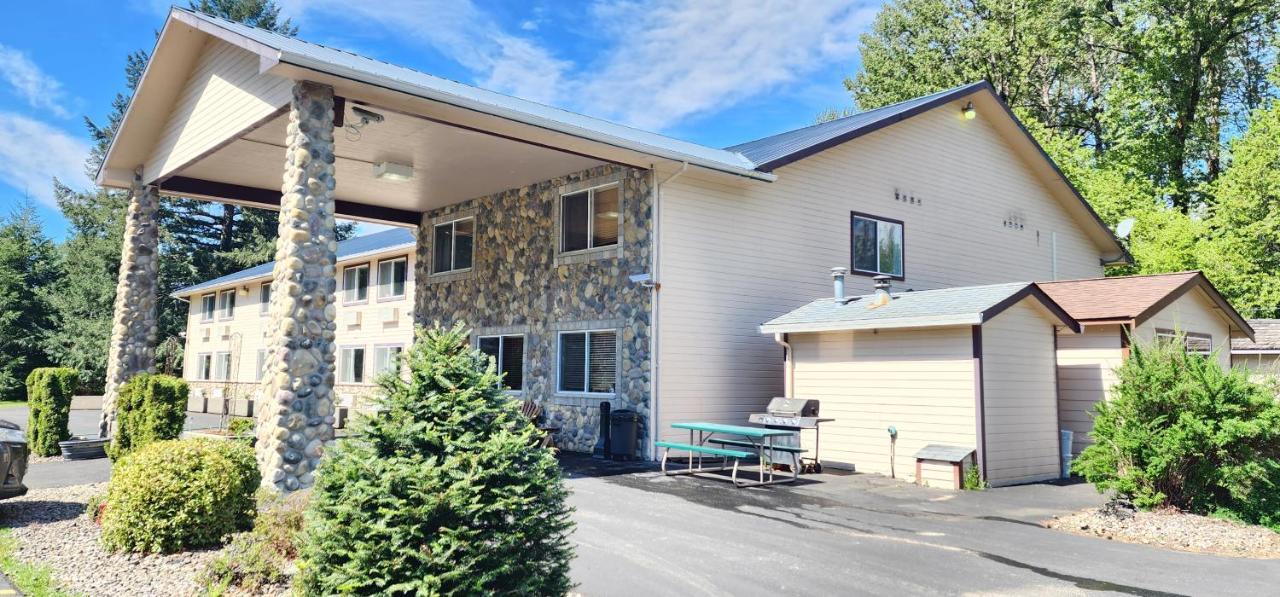 Crest Trail Lodge Паквуд Экстерьер фото